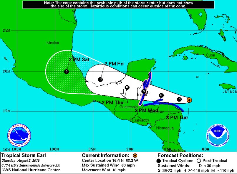 Earl trae lluvias al Caribe Norte