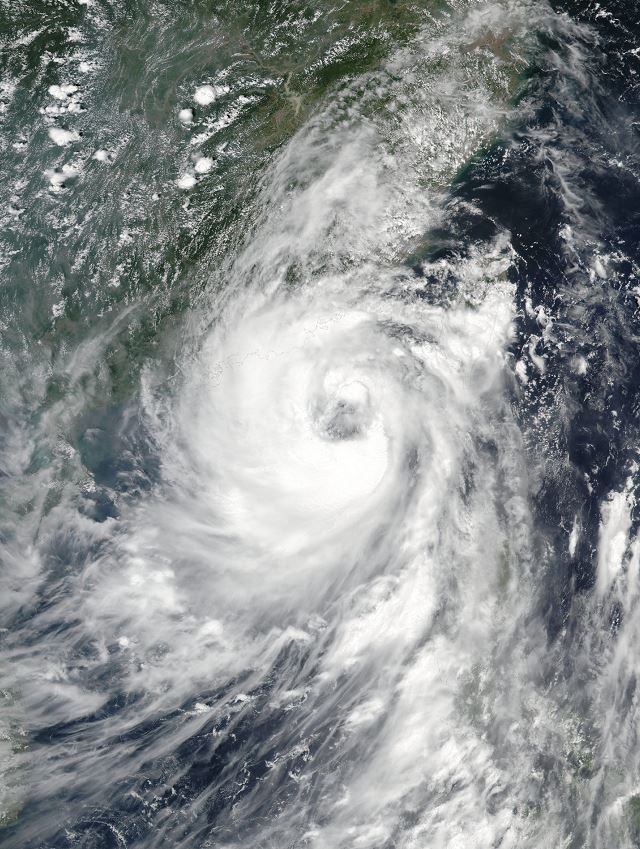 Tifón Nida afecta a casi 500 mil personas en China