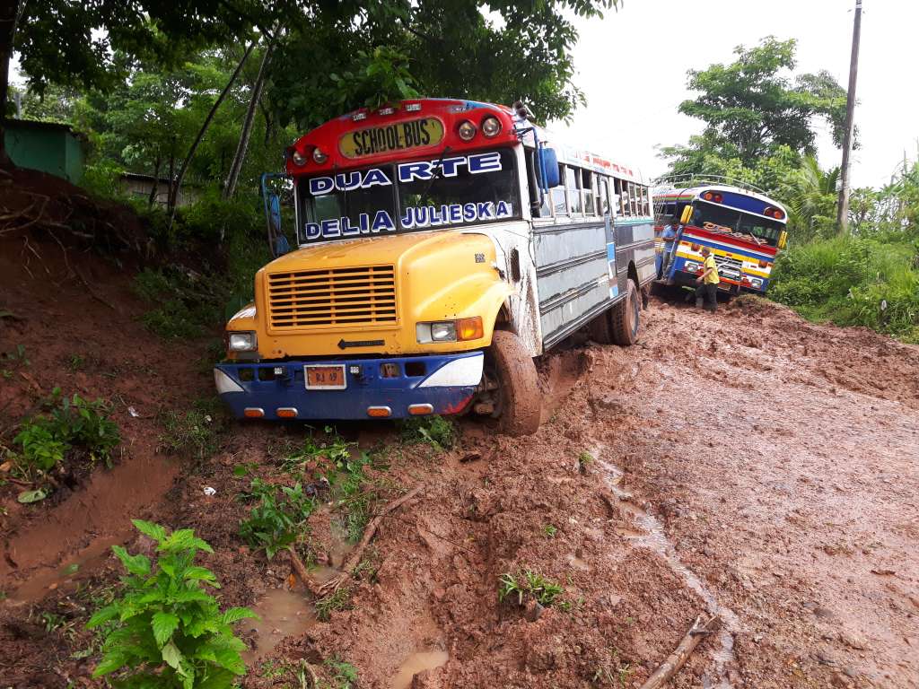 Caminos de Nueva Guinea sin reparar