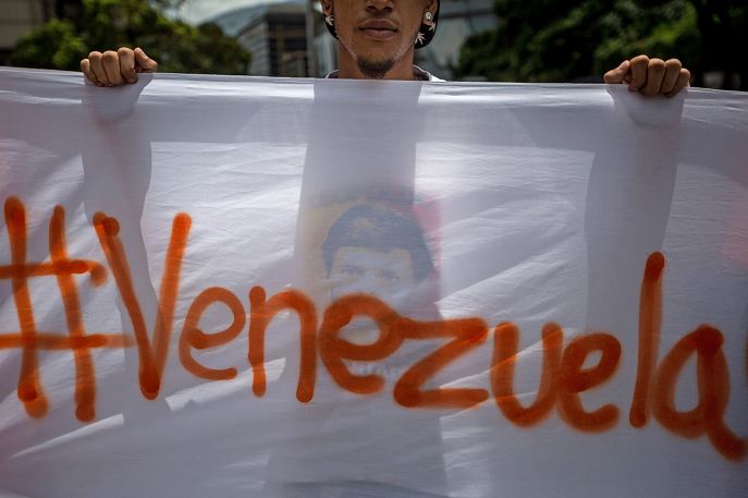 Oposición venezolana marchará si Poder Electoral no responde a referendo