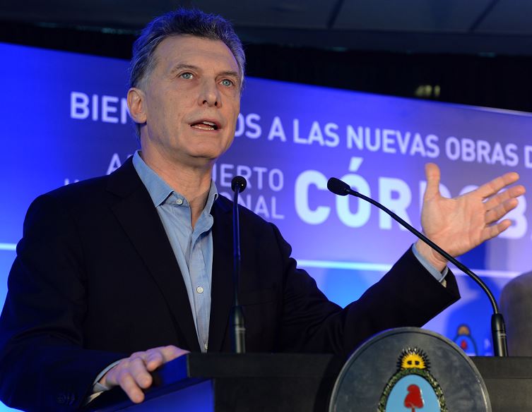Detienen a dos personas en Argentina por amenazas a Macri