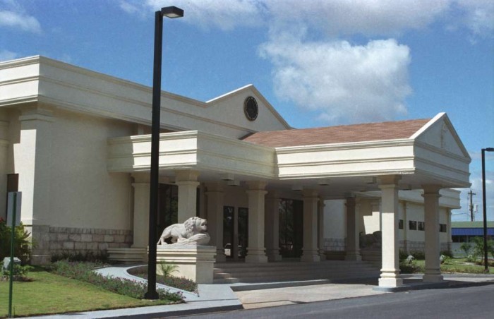 Corte Suprema indaga títulos universitarios de judiciales