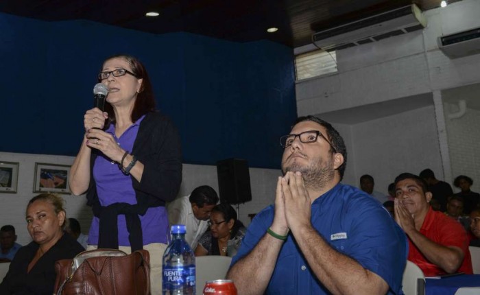 Pedro Reyes inhibe a Omar Lola en la Alcaldía