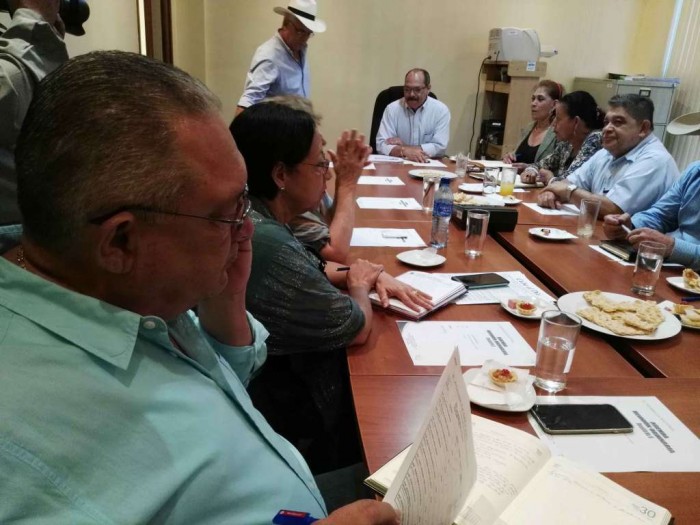 Ex cañeros siguen reclamando indemnización