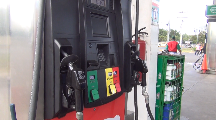Nuevo aumento en el precio de los combustibles este domingo