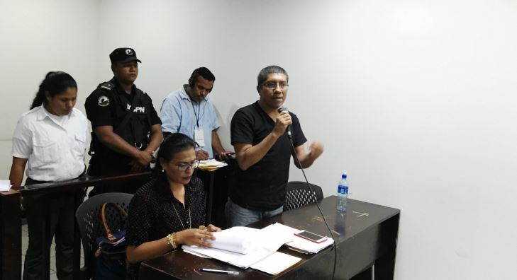 A prisión por inscribir partidas de nacimientos falsas