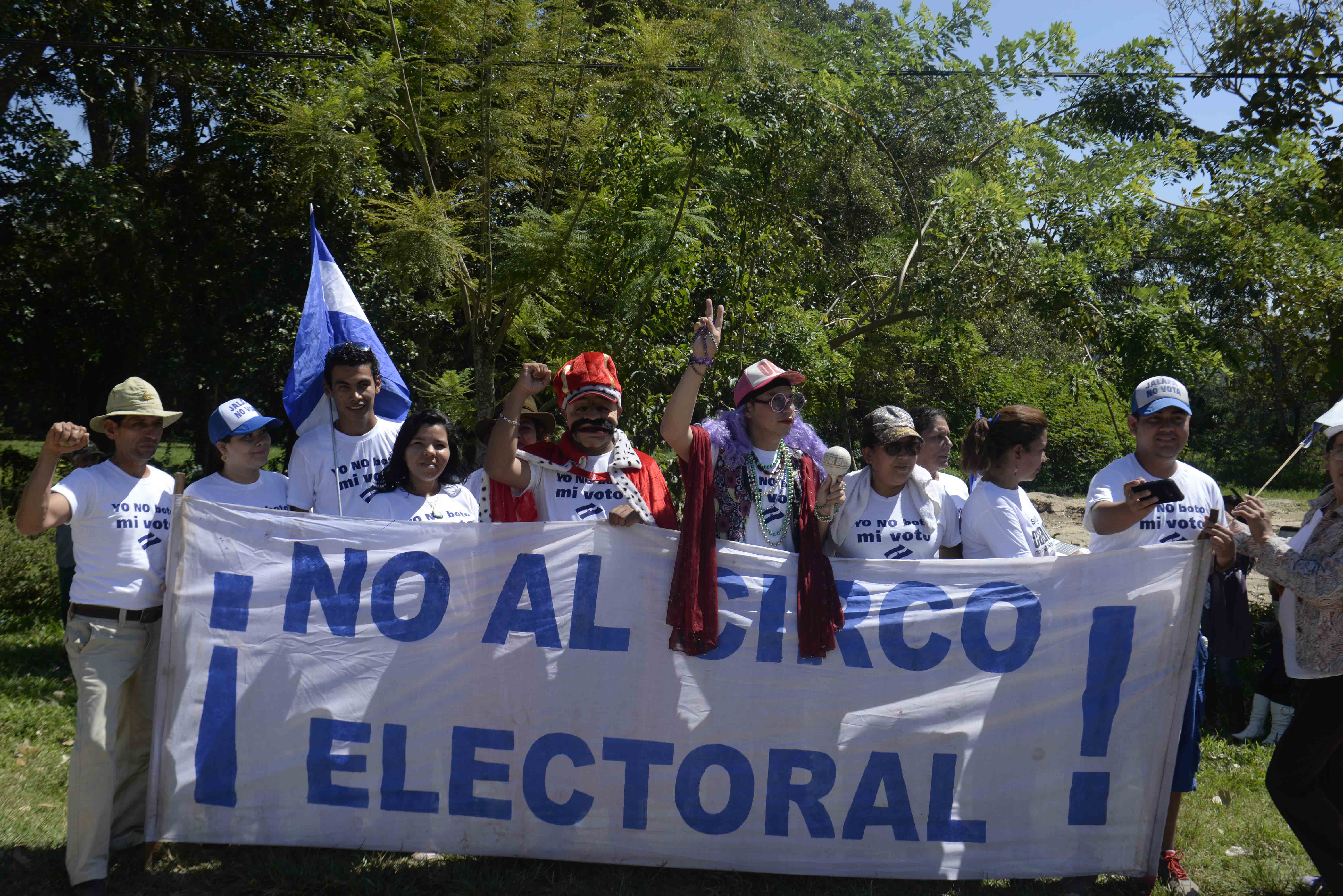 Más protestas contra farsa electoral