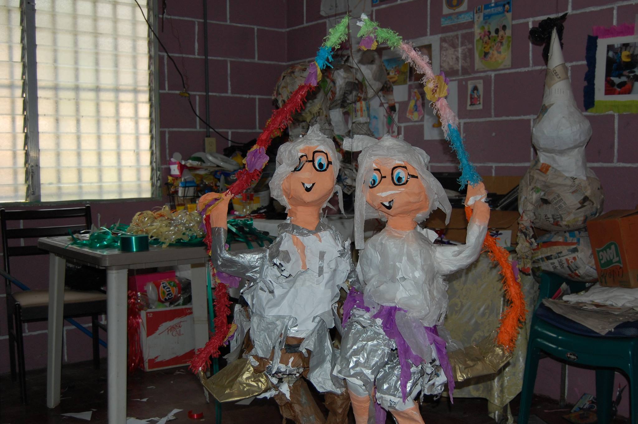 Artistas en el asilo de ancianos de Jinotega