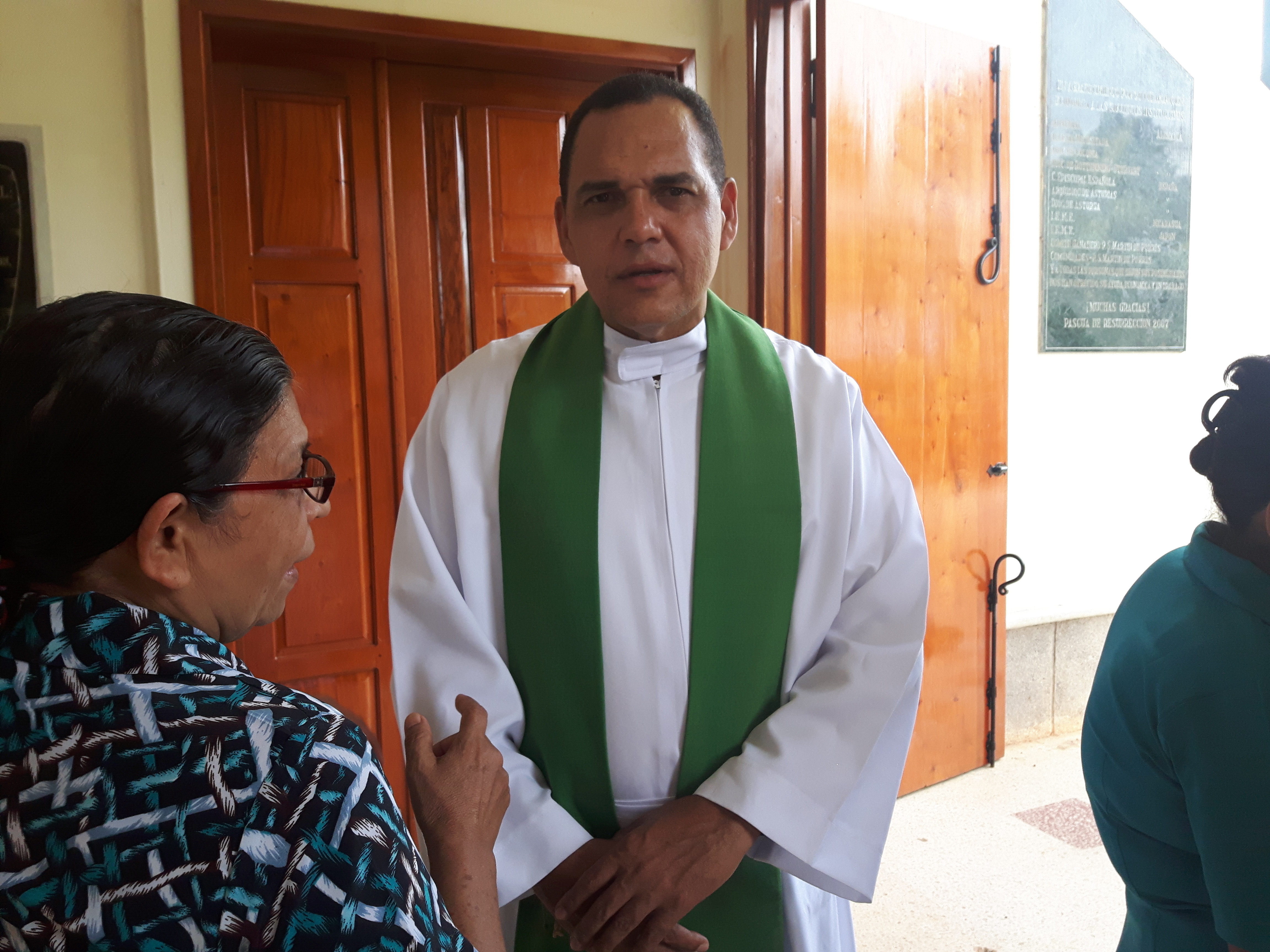 Párroco critica la candidatura de Rosario Murillo como vicepresidenta