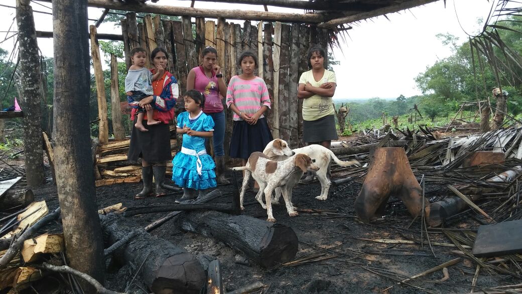 Policía y Procuraduría de Bluefields desalojan a familias campesinas