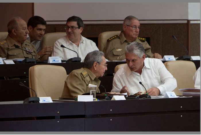 Cuba reconoce que enfrenta una recesión