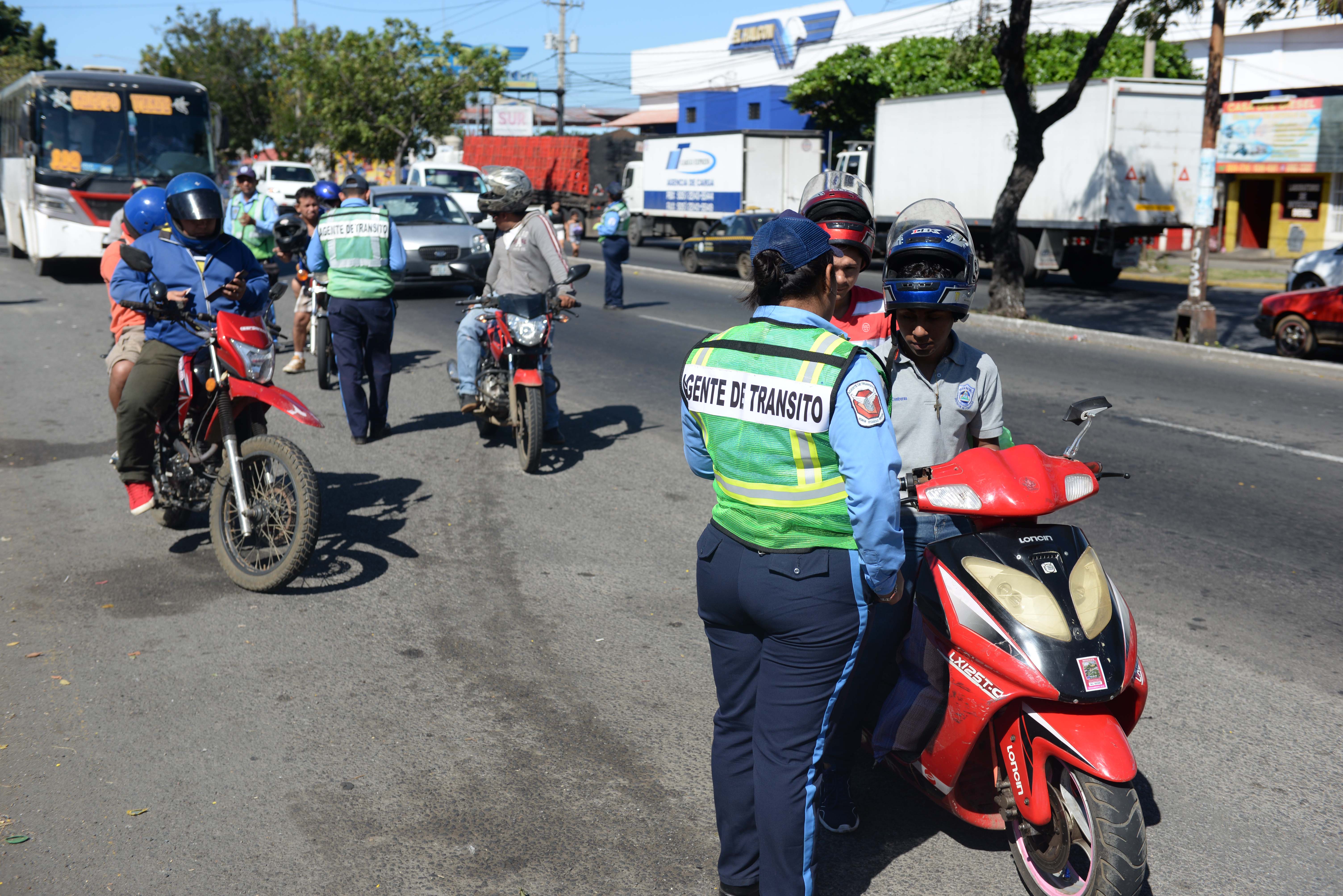 Retenes policiales por toda Nicaragua para evitar accidentes