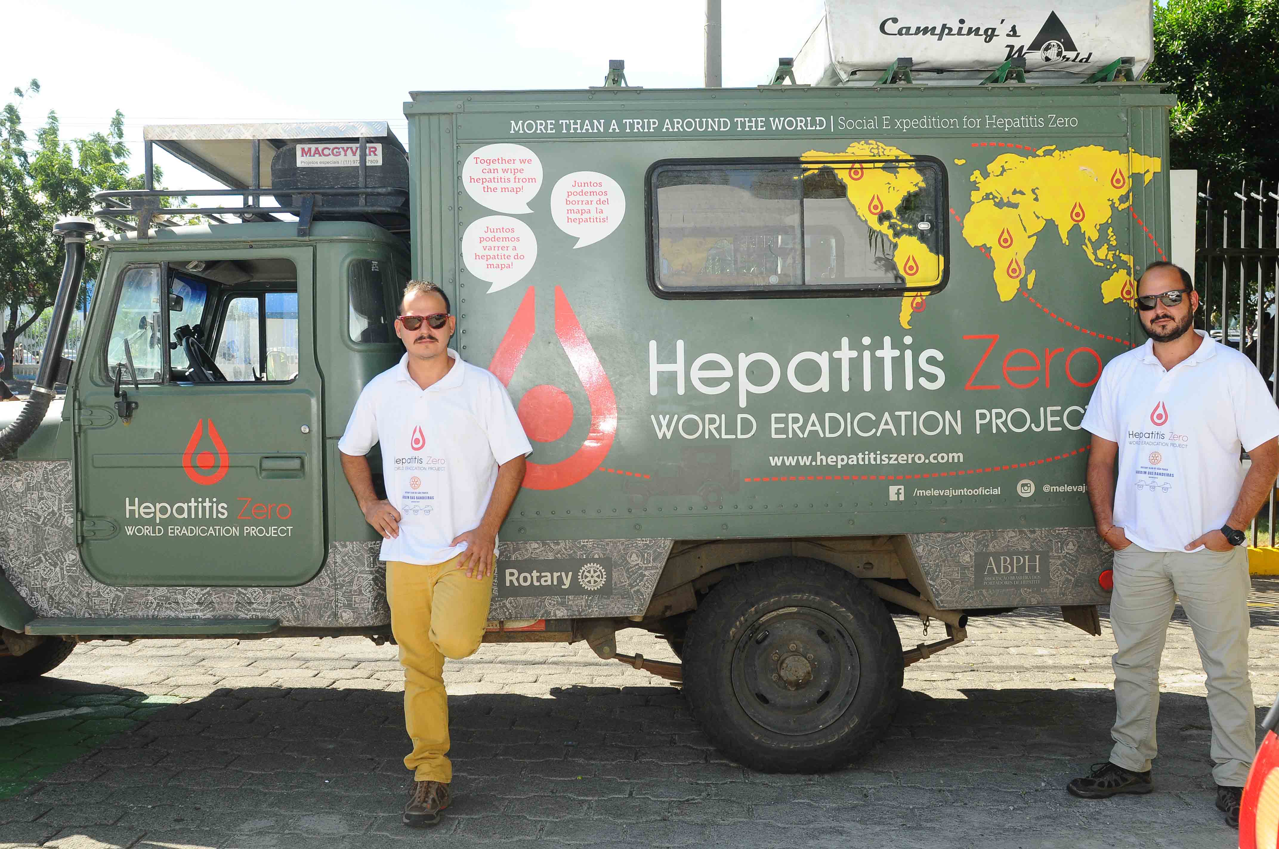 Brasileños van por el mundo haciendo pruebas de hepatitis c